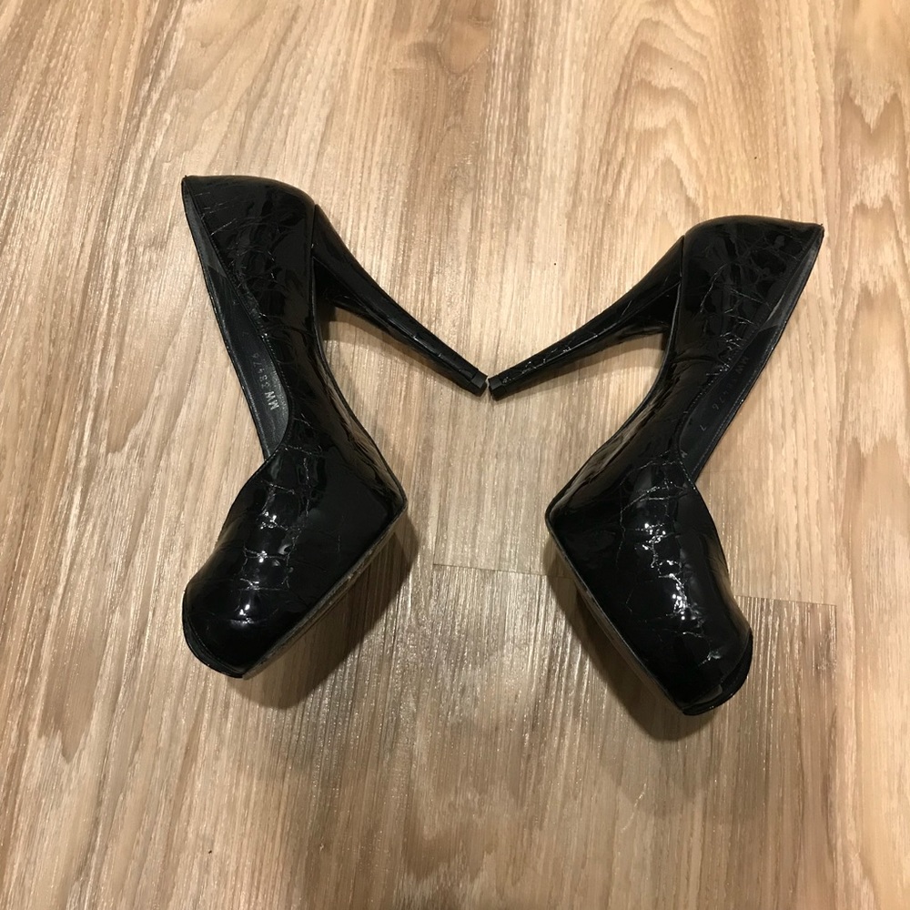 Stuart Weitzman Peep Toe Heels - image 6